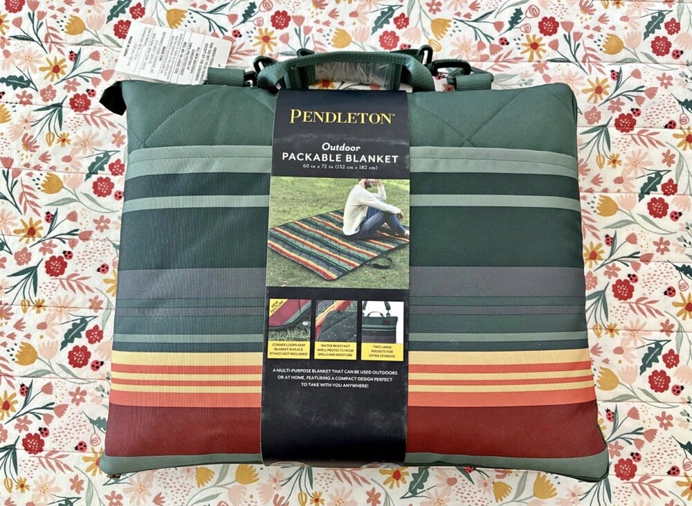 Pendleton Outdoor Packable Blanket Blue Multi-Stripe Pattern NEW
